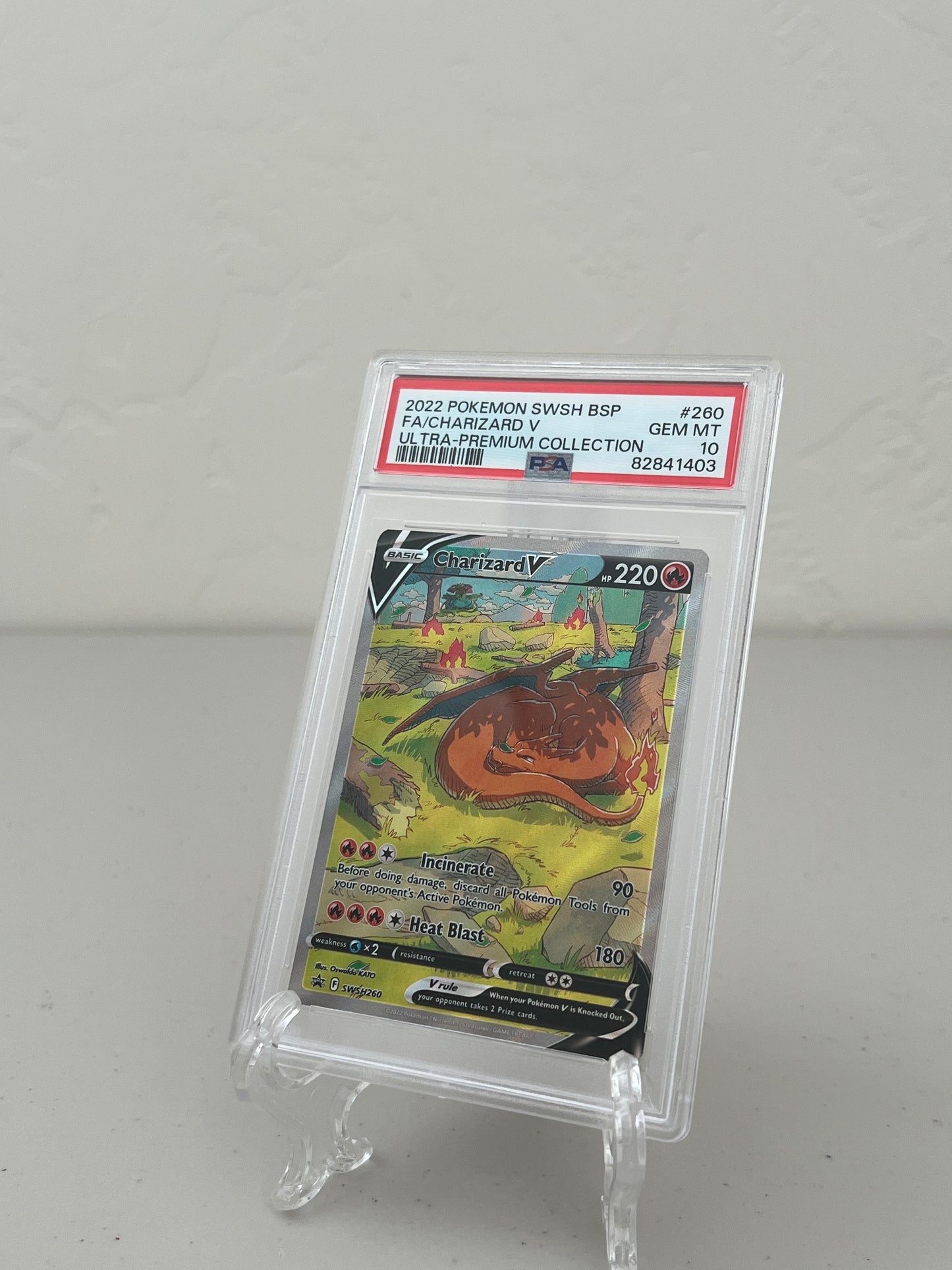 2022 Pokemon Ultra Premium Collection Charizard V Full Art SWSH260 PSA 10